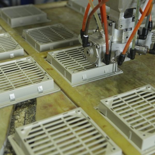 best regions to source fan filter unit manufacturers are China, Germany, the USA, and Japan. China leads in cost-effective large-scale production